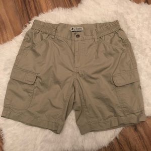 Columbia cargo shorts